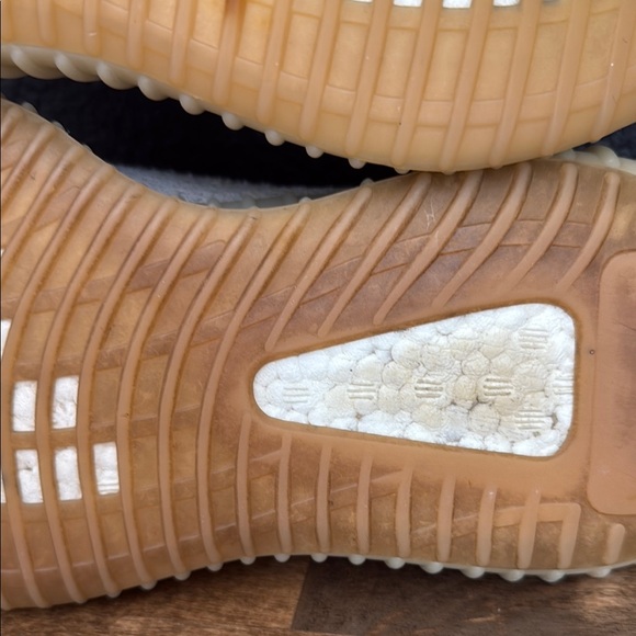 Adidas Men’s Yeezy Boost Size 6 - Picture 10 of 12